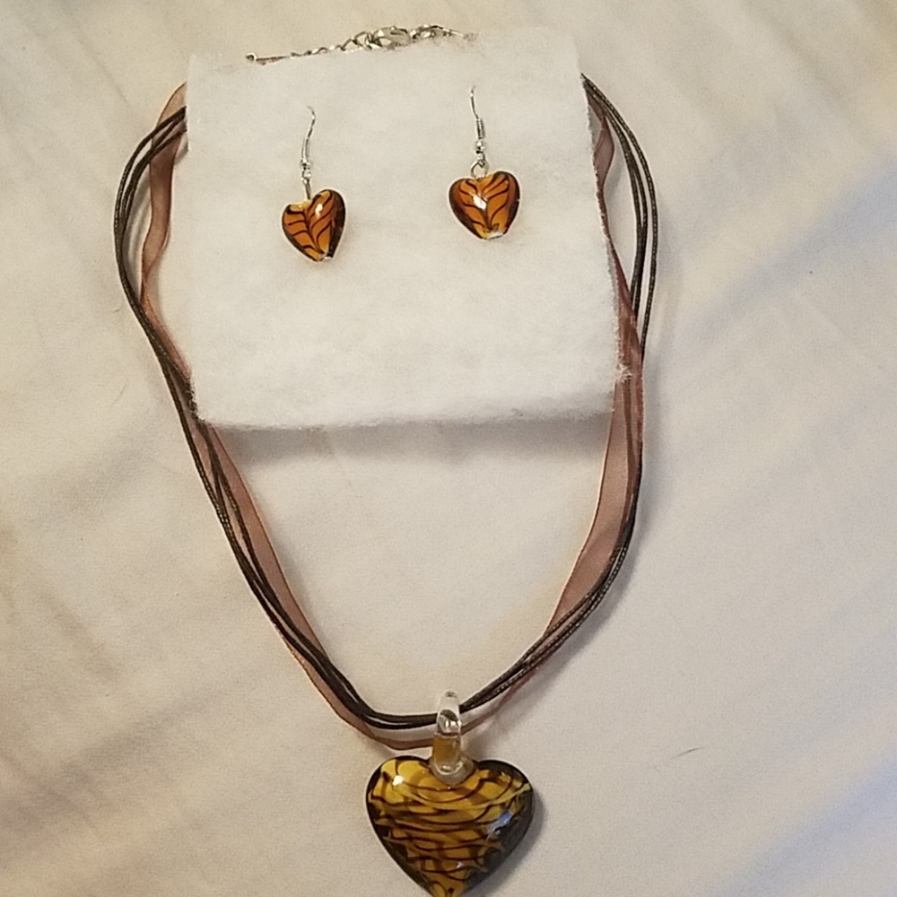 Earrings and necklace set
